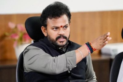 अहमदाबाद प्लेन क्रैश: उड्डयन मंत्री ने US मीडिया रिपोर्ट्स को​ किया खारिज, बोले- AAIB जांच पर रखें भरोसा